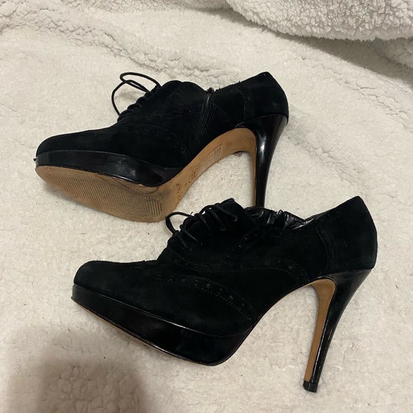 White House Black Market booties size 8 - Picture 3 of 4